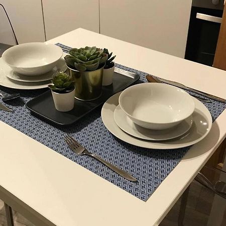 Serviced Appartment 1 Helena Ридинг Экстерьер фото