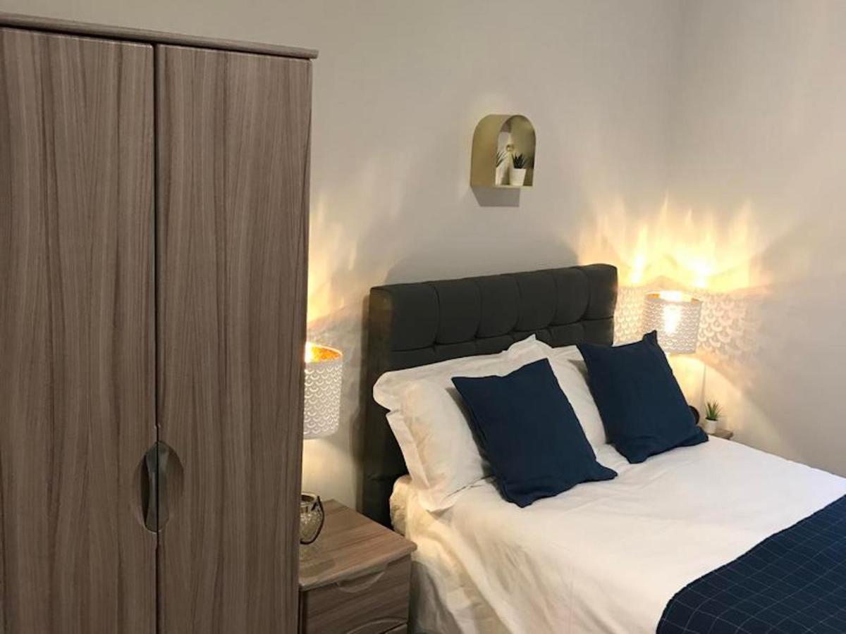 Serviced Appartment 1 Helena Ридинг Экстерьер фото
